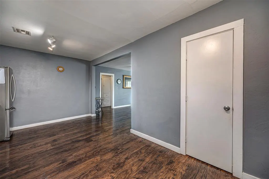 Photo 10 — 5821 NW 51st Street, Warr Acres, OK 73122