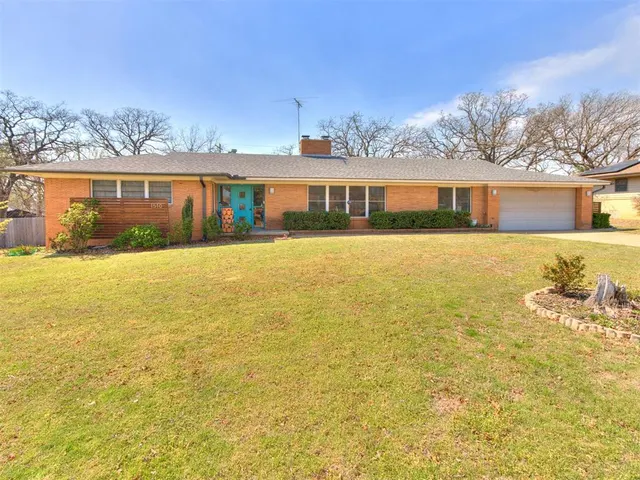 Photo 2 — 1510 N union Avenue, Shawnee, OK 74804