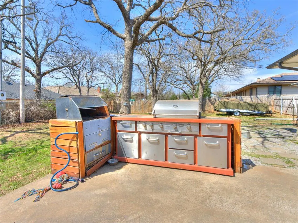 Photo 3 — 1510 N union Avenue, Shawnee, OK 74804