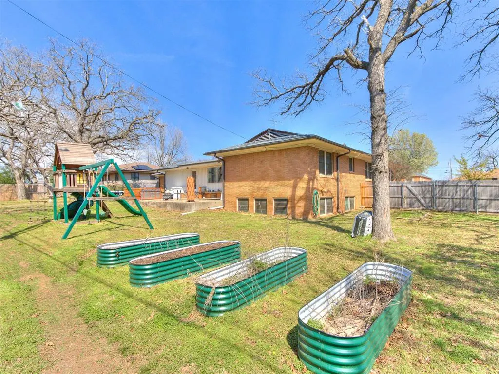 Photo 6 — 1510 N union Avenue, Shawnee, OK 74804