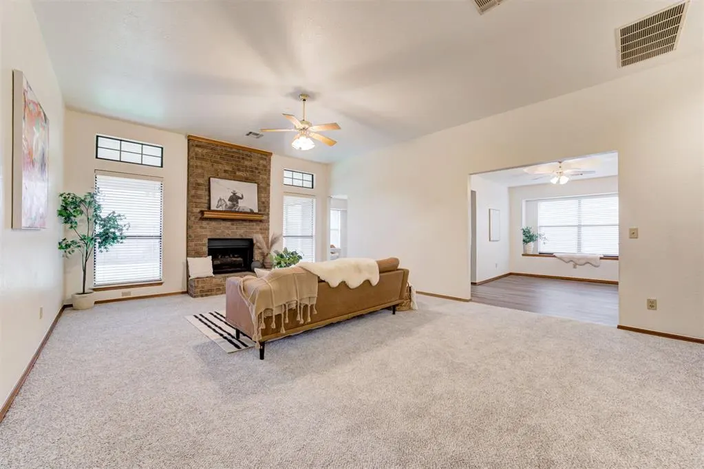 Photo 9 — 1712 Victoria Drive, Edmond, OK 73003