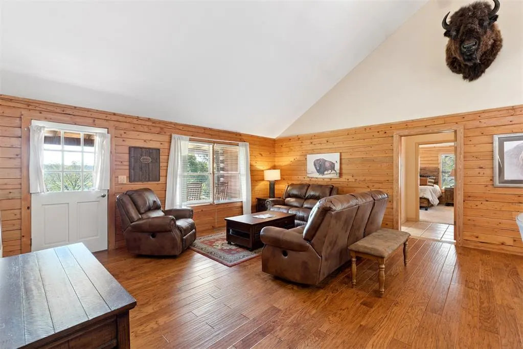 Photo 6 — 22105 E Memorial Road, Luther, OK 73054