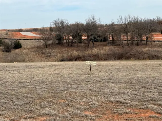 Photo 2 — 2062 County Road 1336 Road, Blanchard, OK 73010