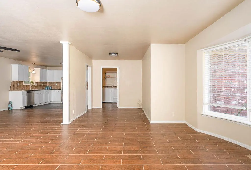 Photo 7 — 2524 NW 116th Street, Oklahoma City, OK 73120