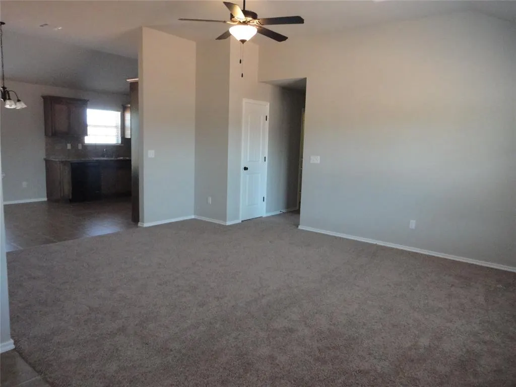 Photo 3 — 5802 Clearwater Drive, Oklahoma City, OK 73179