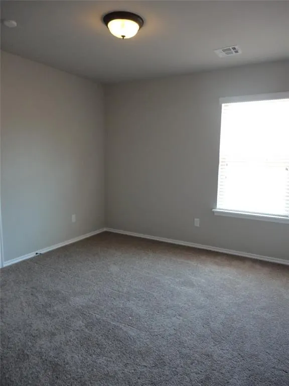 Photo 8 — 5802 Clearwater Drive, Oklahoma City, OK 73179