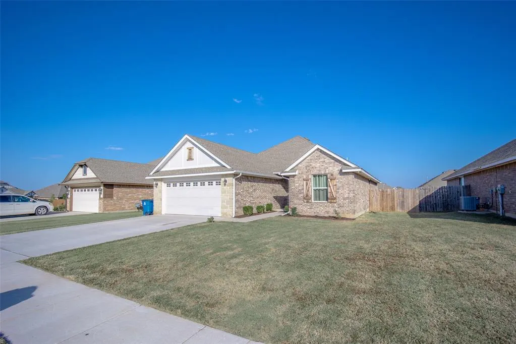 Photo 4 — 1116 Vermont Avenue, Newcastle, OK 73065
