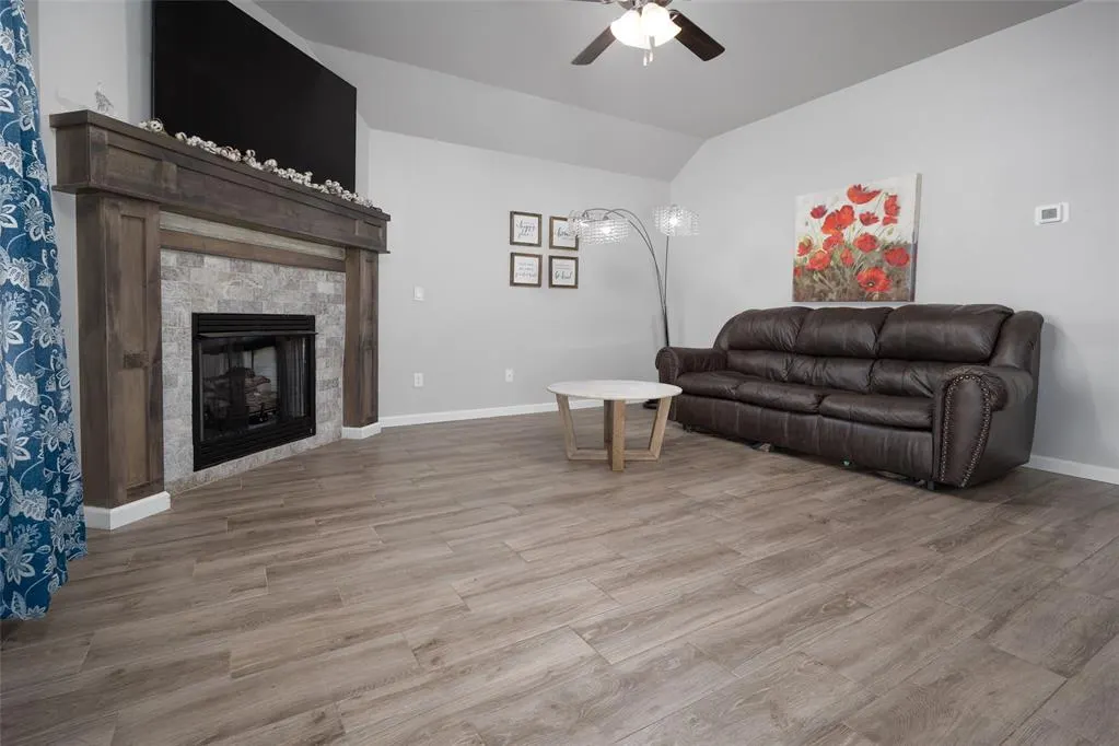Photo 10 — 1116 Vermont Avenue, Newcastle, OK 73065