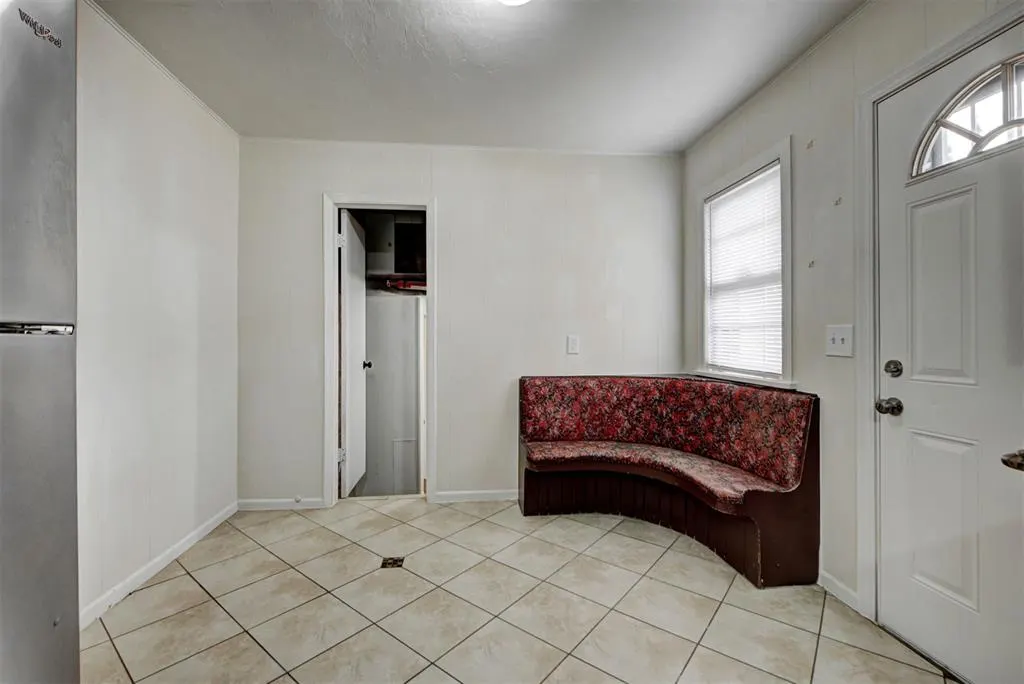 Photo 10 — 2213 E Madison Street, Oklahoma City, OK 73111