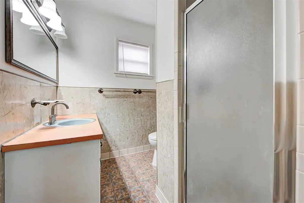 Photo 15 — 2213 E Madison Street, Oklahoma City, OK 73111