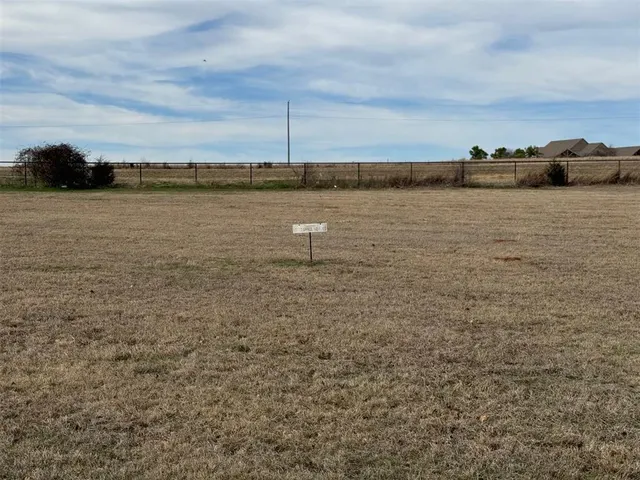 Photo 2 — 2050 County Road 1336 Road, Blanchard, OK 73010