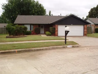 Sold home at 1716 Sandalwood Drive