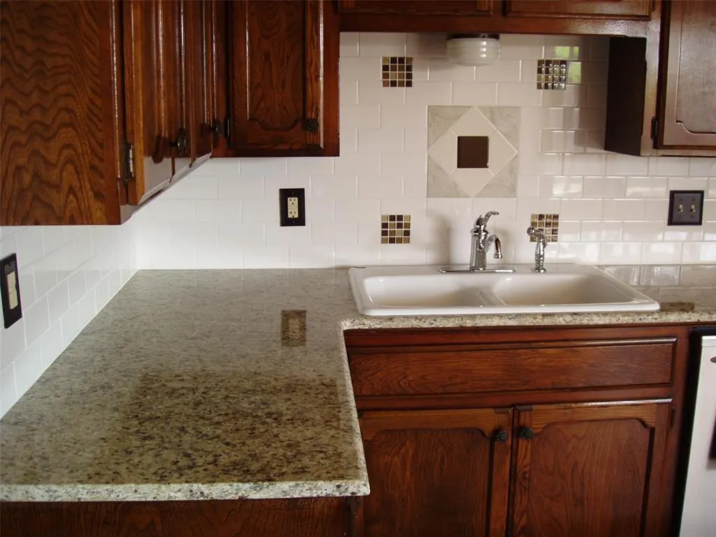 Photo 9 — 1716 Sandalwood Drive, Norman, OK 73071