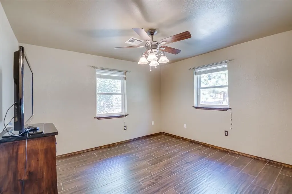 Photo 29 — 118 Connolly Drive, McLoud, OK 74851