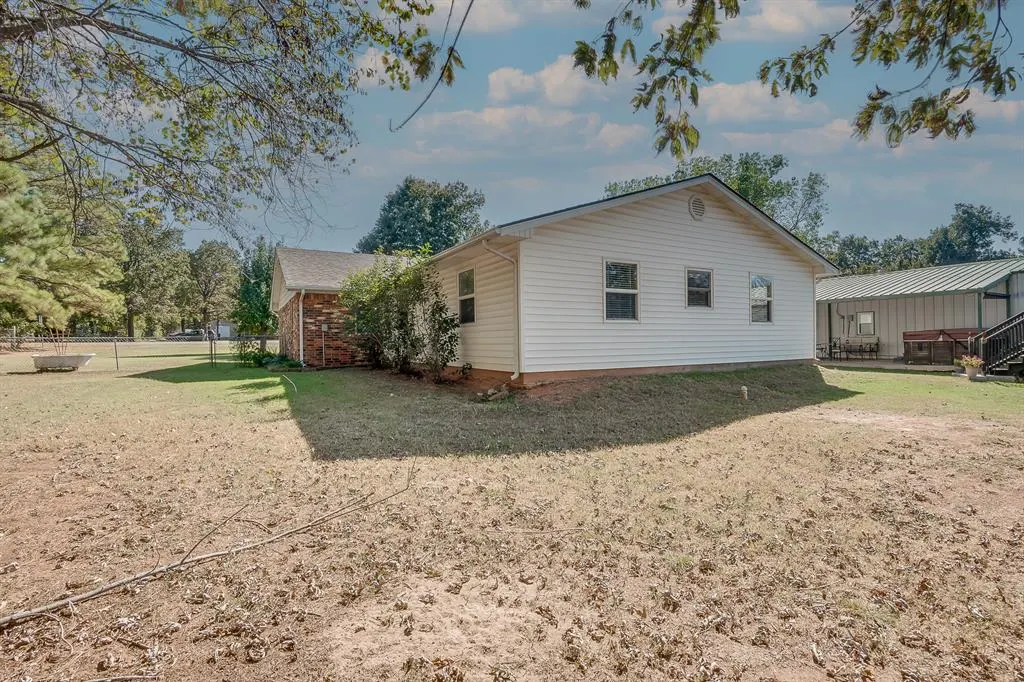 Photo 35 — 118 Connolly Drive, McLoud, OK 74851
