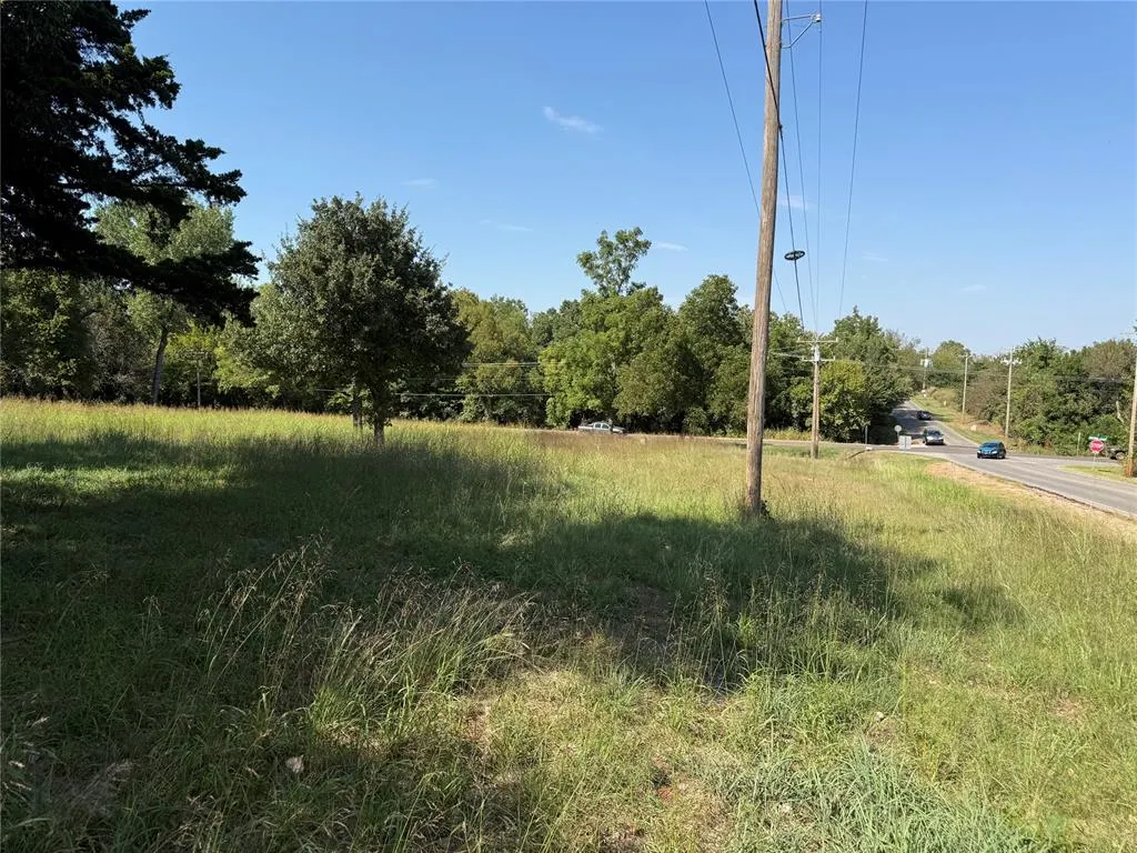 Photo 5 — SW Waterloo and Western, Edmond, OK 73025