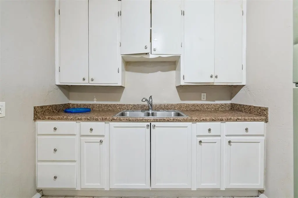 Photo 13 — 3264 SW 49th Street, Oklahoma City, OK 73119