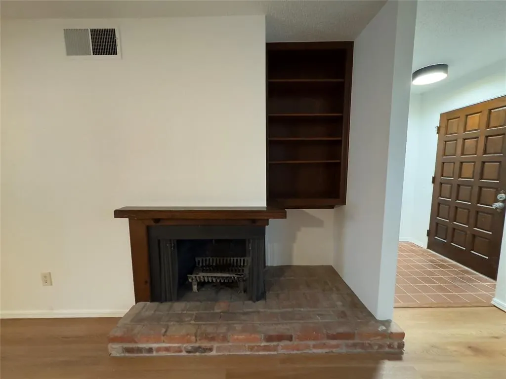 Photo 8 — 3325 Brookhollow Court, Oklahoma City, OK 73120