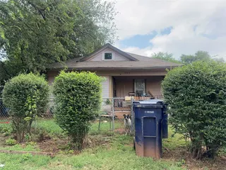 Sold home at 717 SE 31st Street