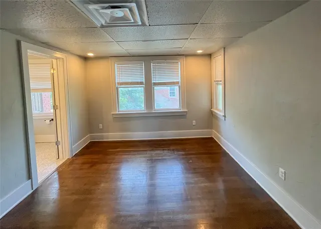 Photo 4 — 1808 N Robinson Avenue, Oklahoma City, OK 73103