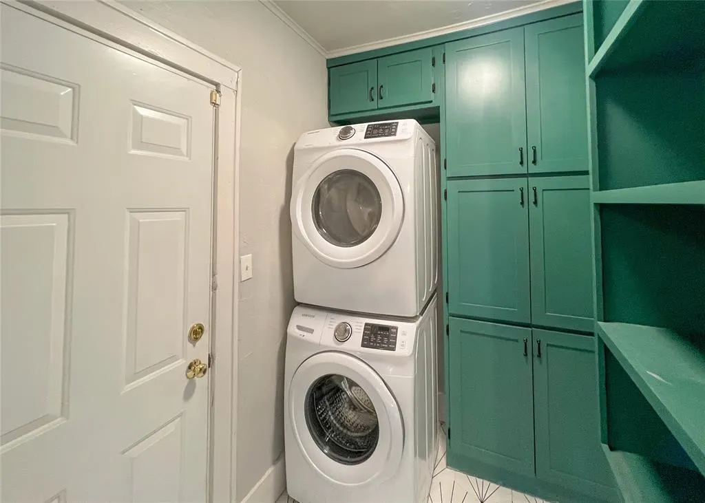 Photo 13 — 1808 N Robinson Avenue, Oklahoma City, OK 73103