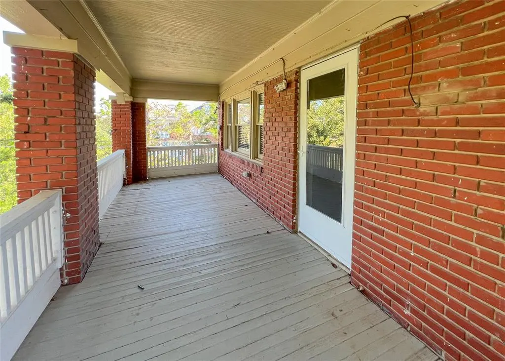 Photo 21 — 1808 N Robinson Avenue, Oklahoma City, OK 73103