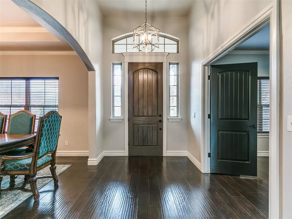 Photo 2 — 11019 Green Meadows Drive, Edmond, OK 73025