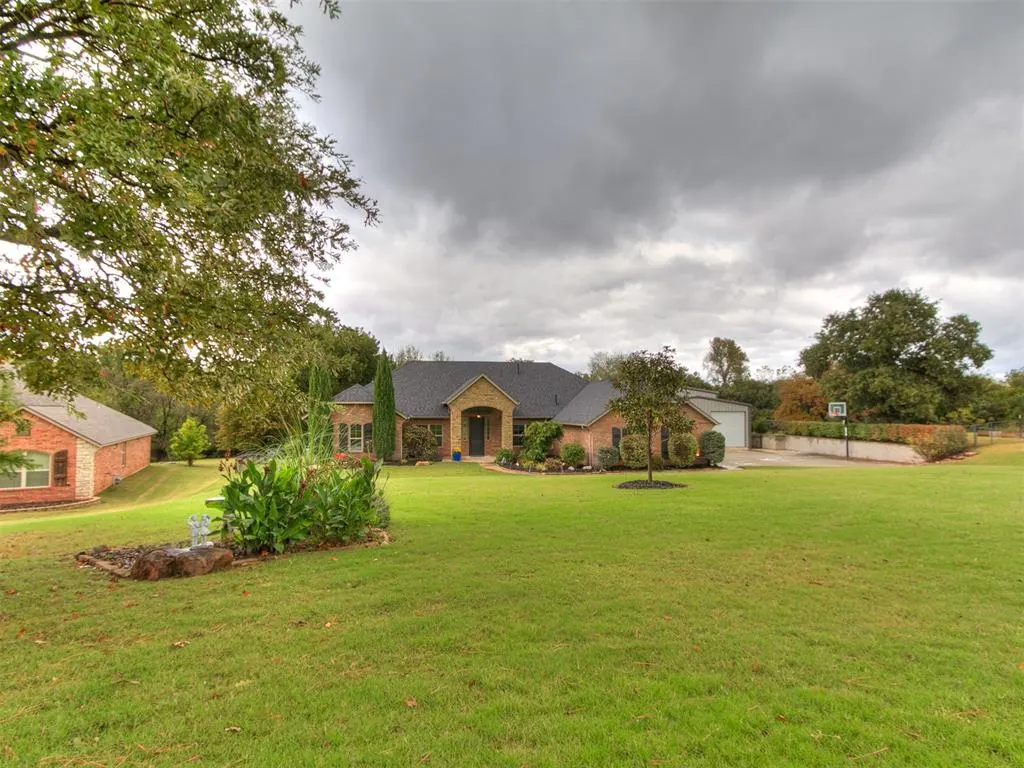 Photo 42 — 11019 Green Meadows Drive, Edmond, OK 73025