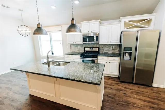 Photo 3 — 8701 SW 37th Street, Oklahoma City, OK 73179