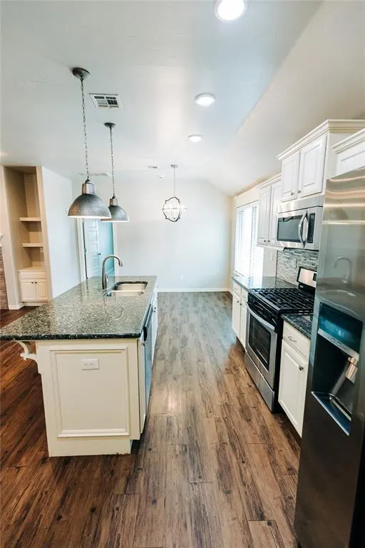 Photo 4 — 8701 SW 37th Street, Oklahoma City, OK 73179