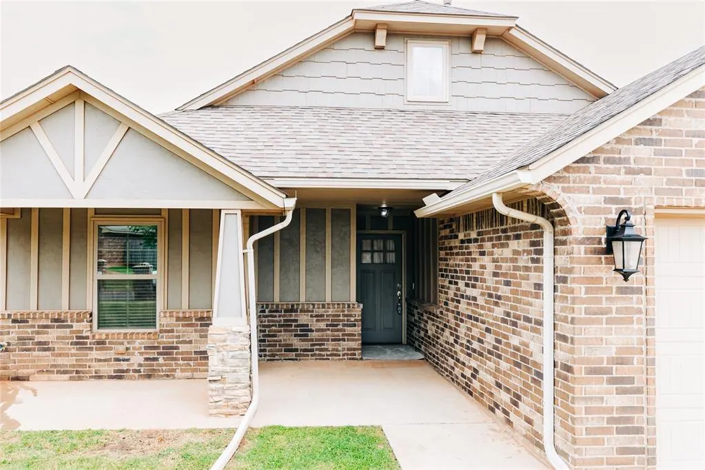 Photo 12 — 8701 SW 37th Street, Oklahoma City, OK 73179