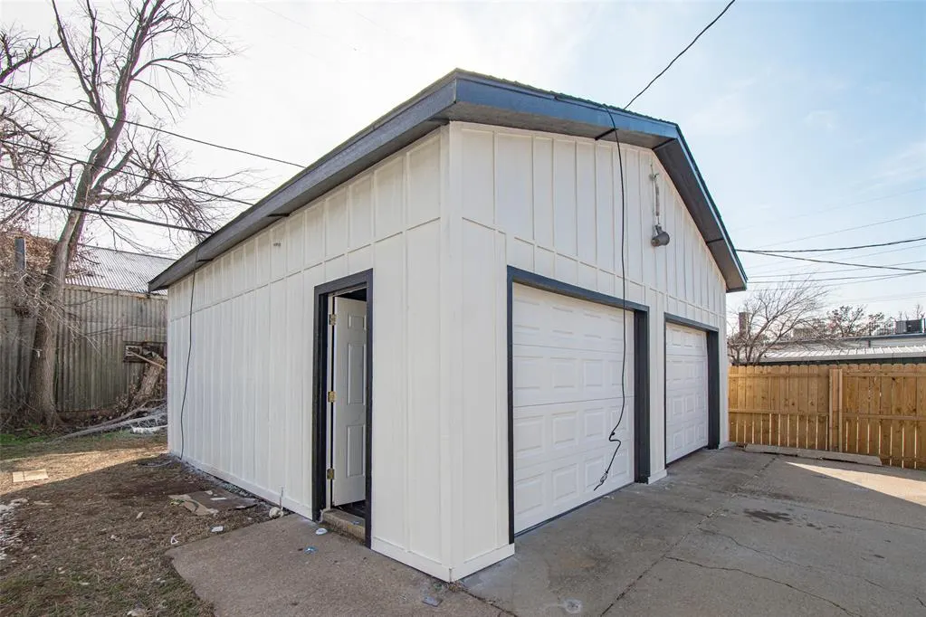 Photo 12 — 1008 NW 45th Street, Oklahoma City, OK 73118