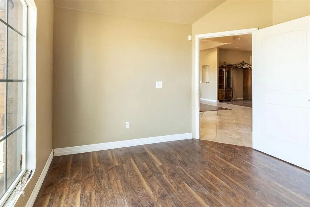 Photo 9 — 10501 Dobbs Road, Wellston, OK 74881