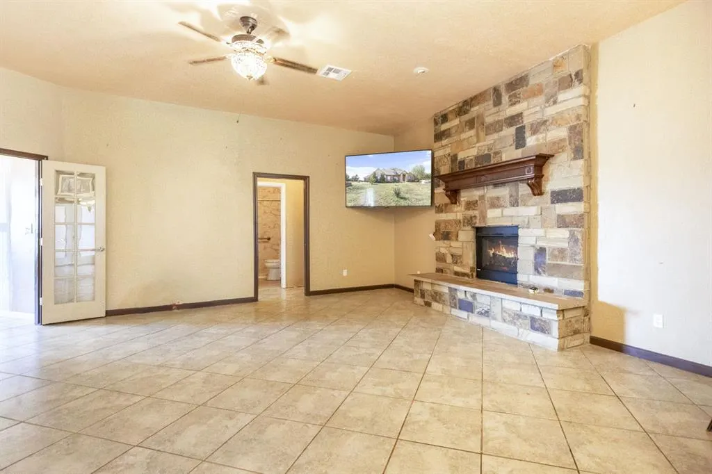 Photo 11 — 10501 Dobbs Road, Wellston, OK 74881