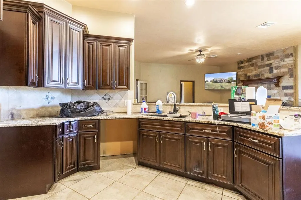 Photo 14 — 10501 Dobbs Road, Wellston, OK 74881