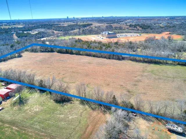 Photo 3 — 8300 Ridgeway Road, Oklahoma City, OK 73111