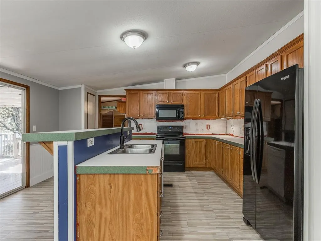 Photo 7 — 1148 S Adams Avenue, Blanchard, OK 73010