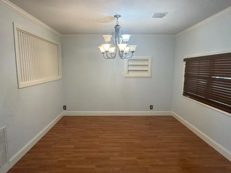 Photo 3 — 722 NW Maxwell Street, Ardmore, OK 73401