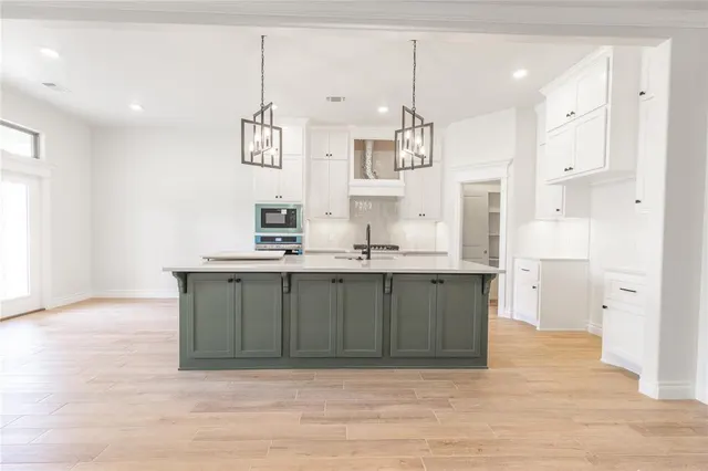 Photo 4 — 3324 Courtney Creek Drive, Edmond, OK 73012