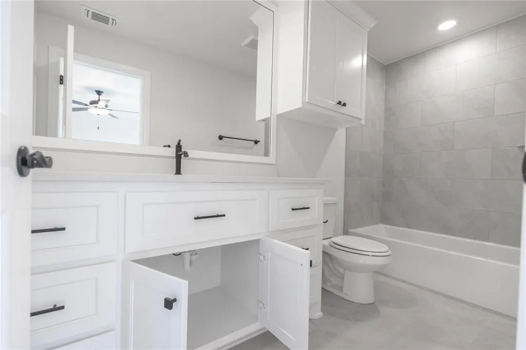Photo 17 — 3324 Courtney Creek Drive, Edmond, OK 73012