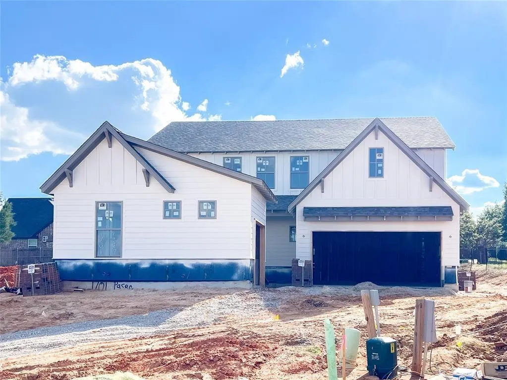 Front exterior — 1701 Paseo Place, Edmond, OK 73034