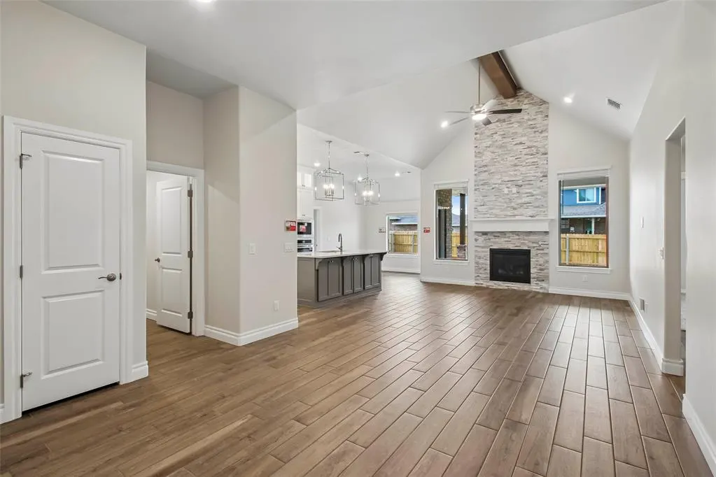 Photo 10 — 10309 SW 56th Street, Mustang, OK 73064