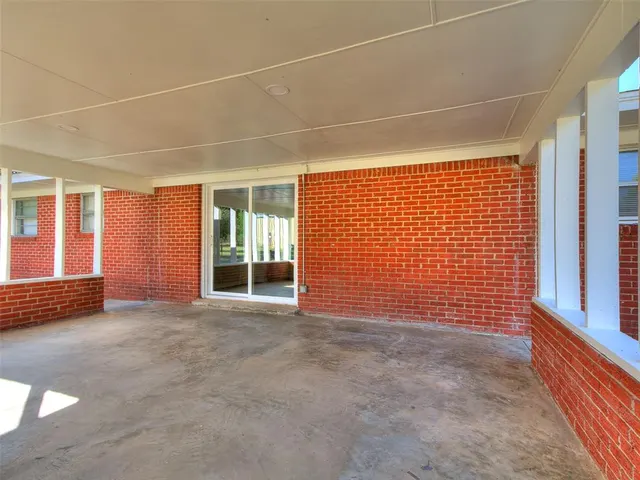 Photo 5 — 4613 SW 29th Street, Oklahoma City, OK 73179