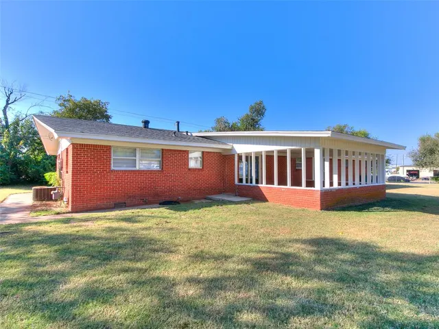 Photo 6 — 4613 SW 29th Street, Oklahoma City, OK 73179