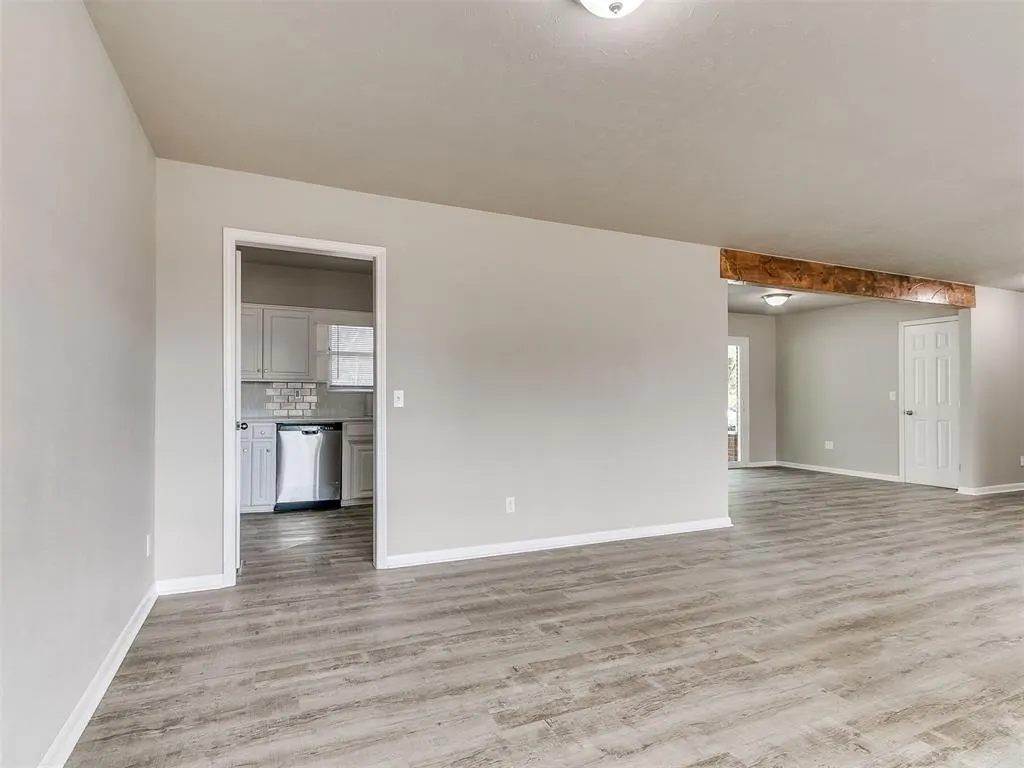 Photo 8 — 4613 SW 29th Street, Oklahoma City, OK 73179