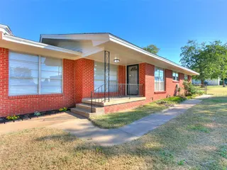 Sold home at 4613 SW 29th Street
