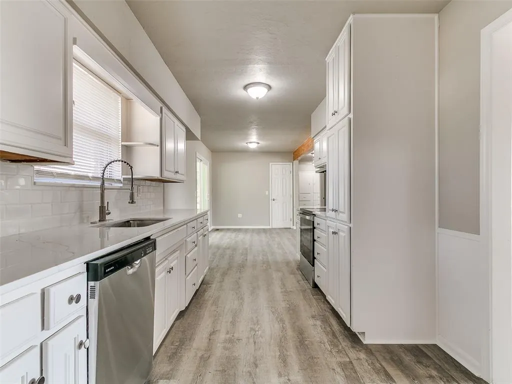 Photo 14 — 4613 SW 29th Street, Oklahoma City, OK 73179