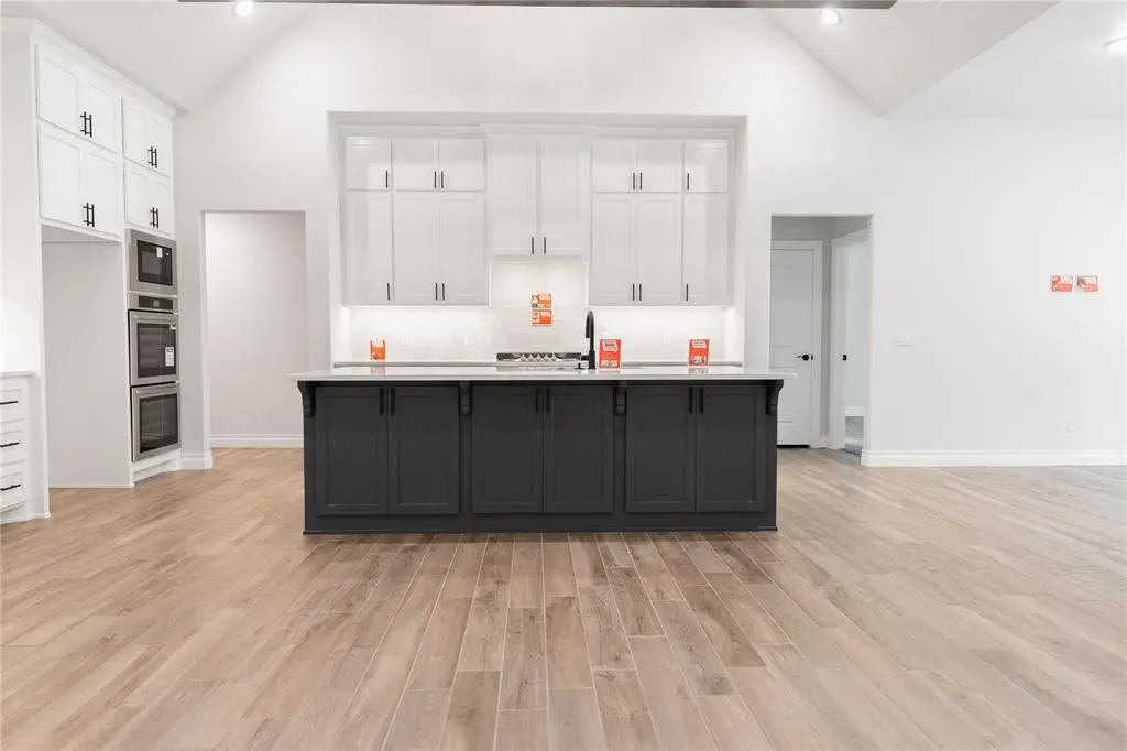 Photo 5 — 12317 Samara Drive, Oklahoma City, OK 73173