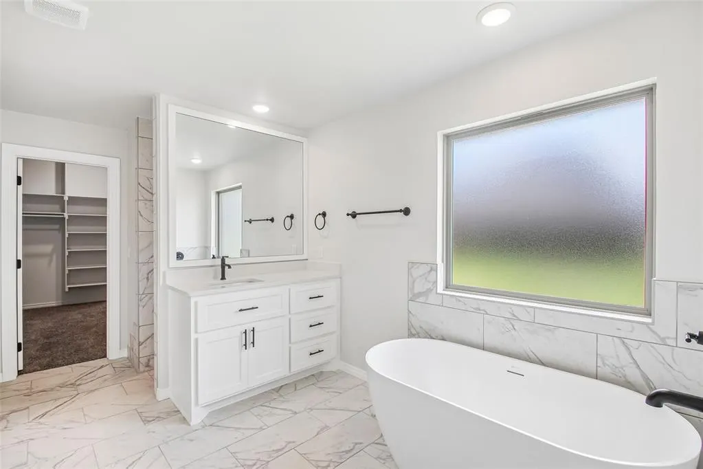 Photo 18 — 12317 Samara Drive, Oklahoma City, OK 73173