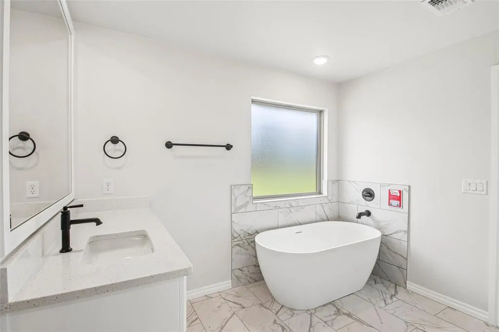 Photo 19 — 12317 Samara Drive, Oklahoma City, OK 73173